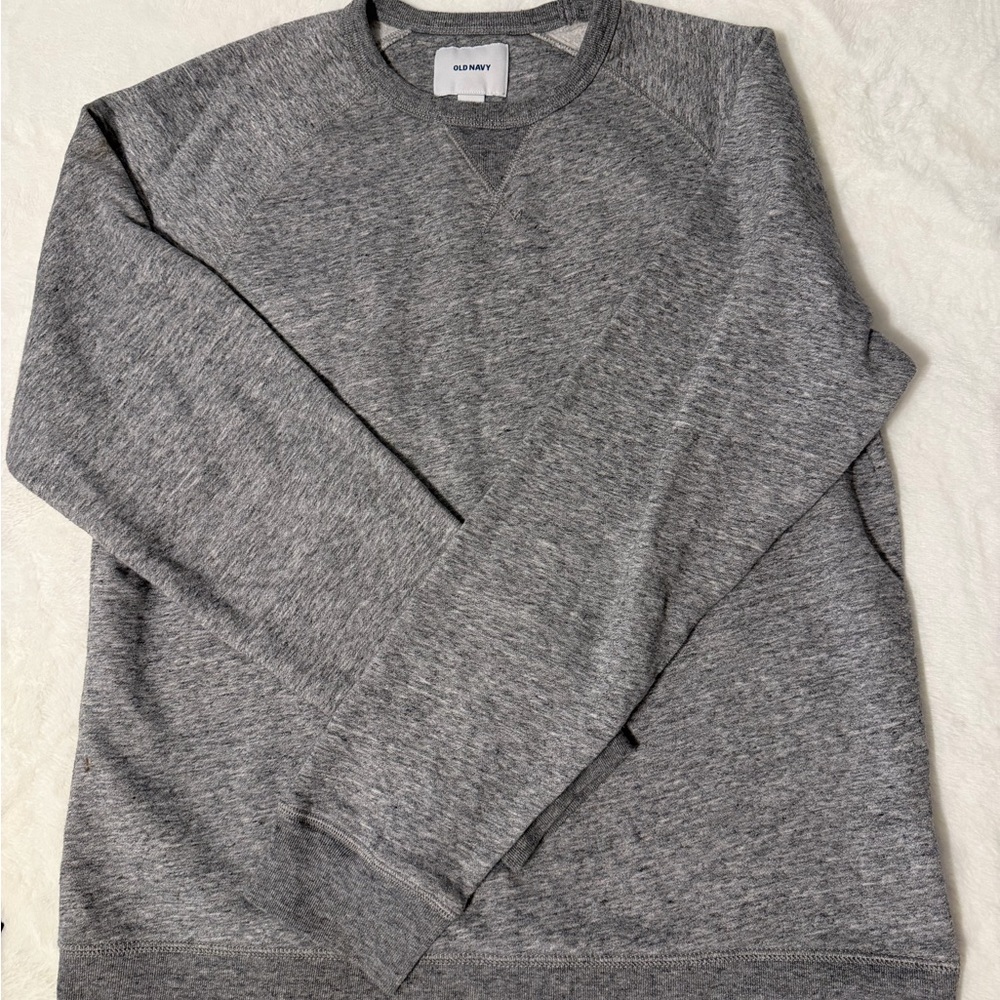 Old Navy woman Heather Gray Crewneck Sweater